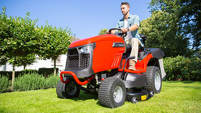 RPX360 Rear Discharge Tractor
